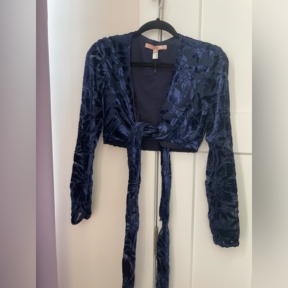 FLAW Hutch Velvet Claudia Crop Top Size Small - Picture 4 of 10